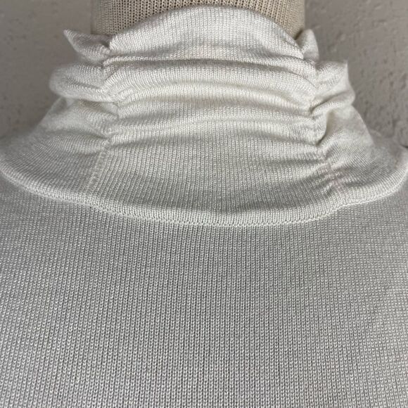 Joseph A. Mock Neck Sweater Top Size L EUC - Picture 3 of 8